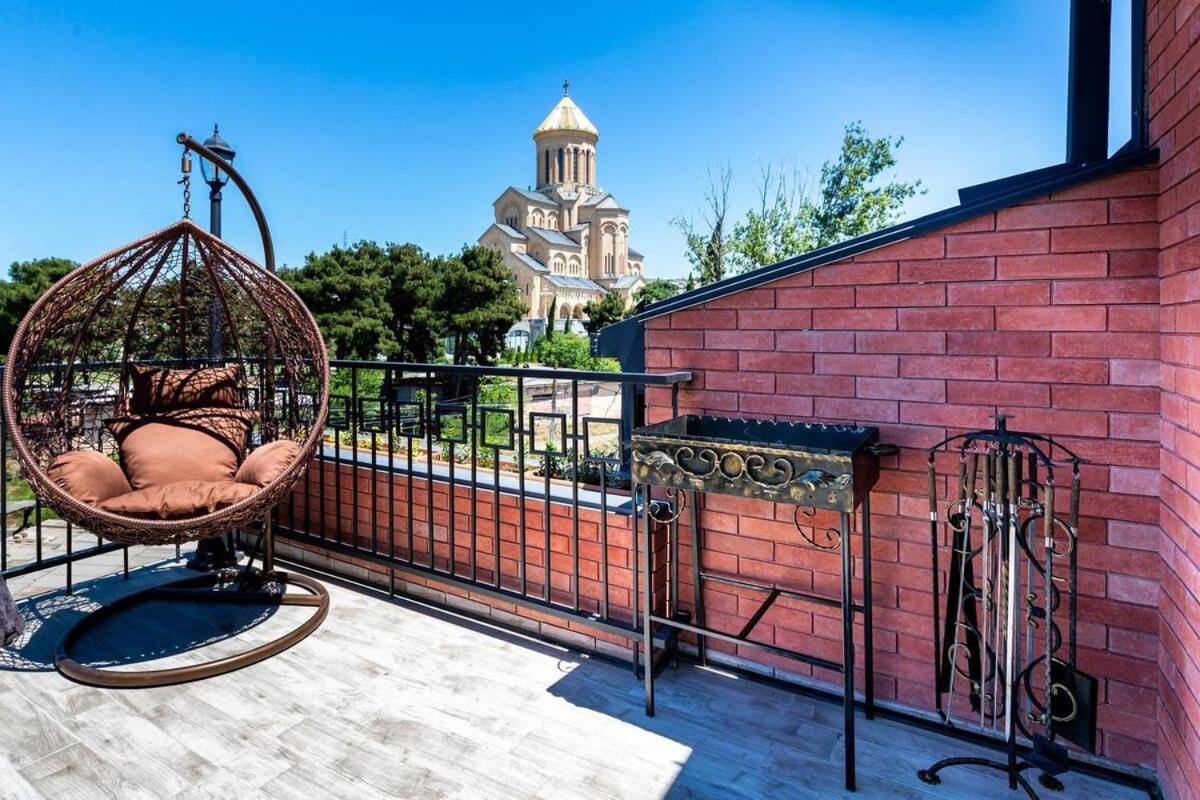 3Br Apt W Huge Terrace & Magnificent Views Tbilisi ภายนอก รูปภาพ