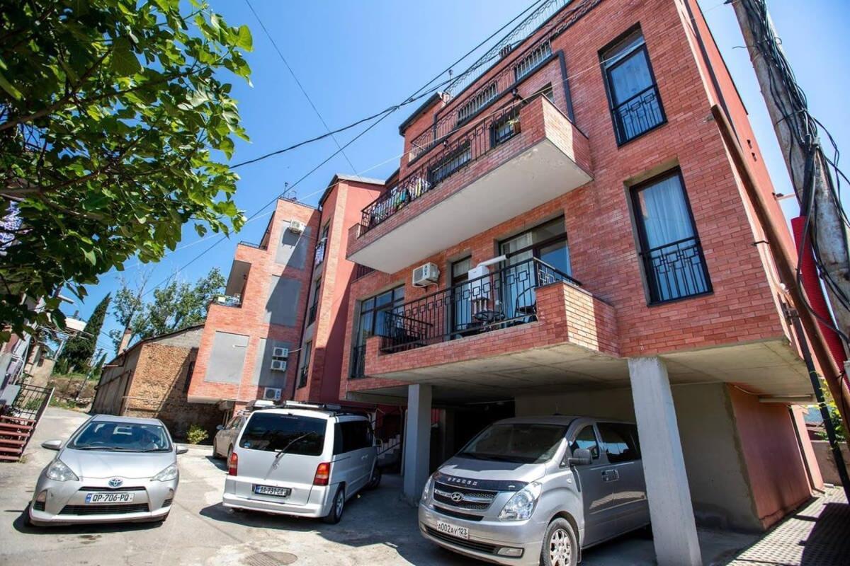 3Br Apt W Huge Terrace & Magnificent Views Tbilisi ภายนอก รูปภาพ