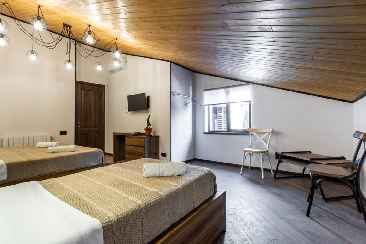 3Br Apt W Huge Terrace & Magnificent Views Tbilisi ภายนอก รูปภาพ